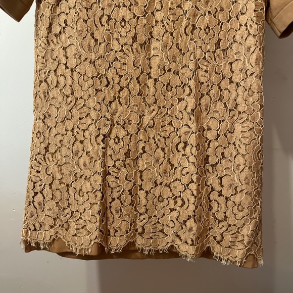 DONATED Michael Kors Collection Lace Overlay Short Sleeve Top - Picture 2 of 5